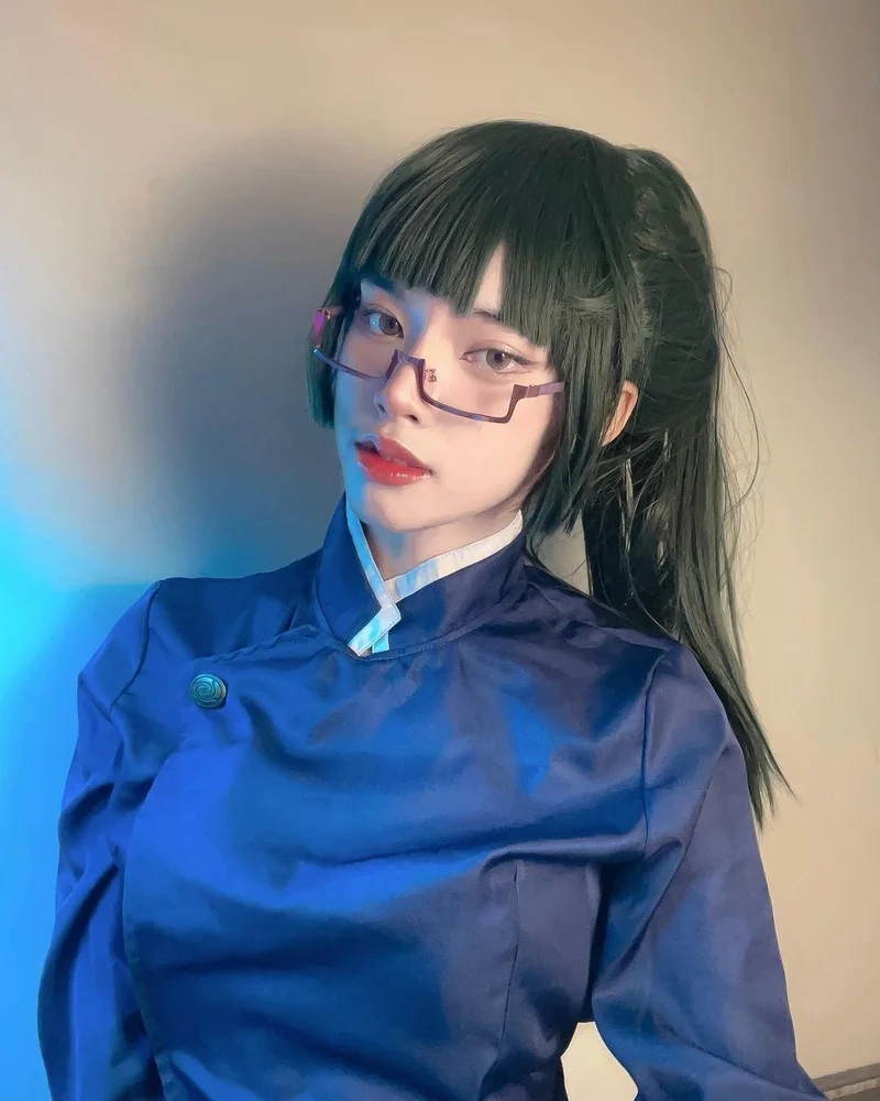 Zenin Maki cosplay khắc họa vẻ đẹp lạnh lùng