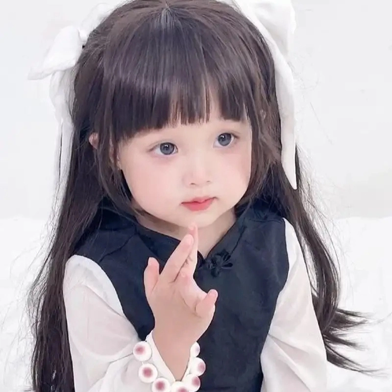 Cảm xúc ùa về khi nhìn thấy ảnh em bé meme đáng yêu