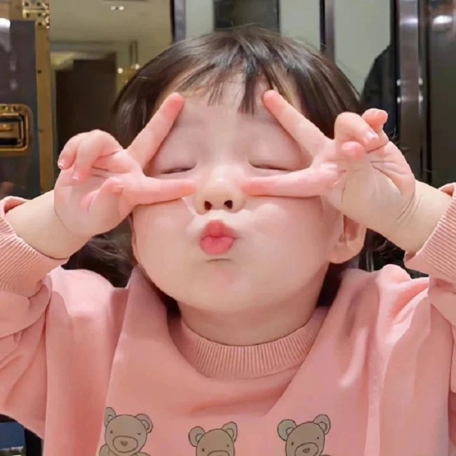 Bạn đã xem meme em bé cute hài hước chưa