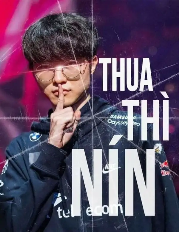 Khó đỡ cực mạnh với meme nín họng chất như nước cất
