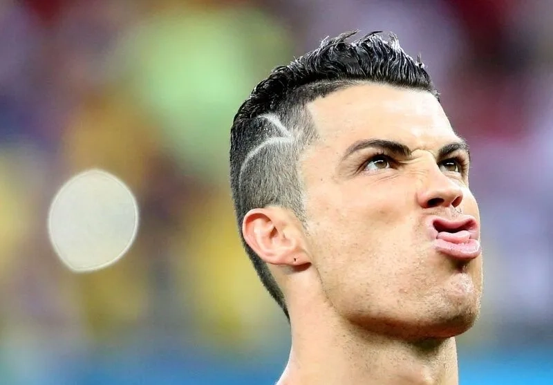 Giọt nước mắt khiến fan xúc động trong ronaldo crying meme