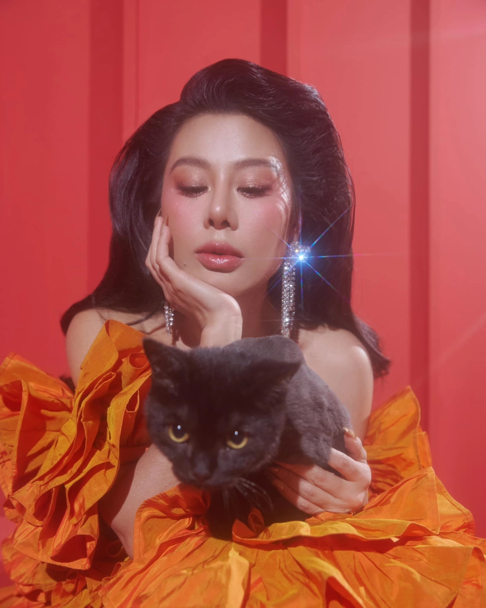 Ảnh liên quan đến vụ việc khiến Nam Thư phốt viral