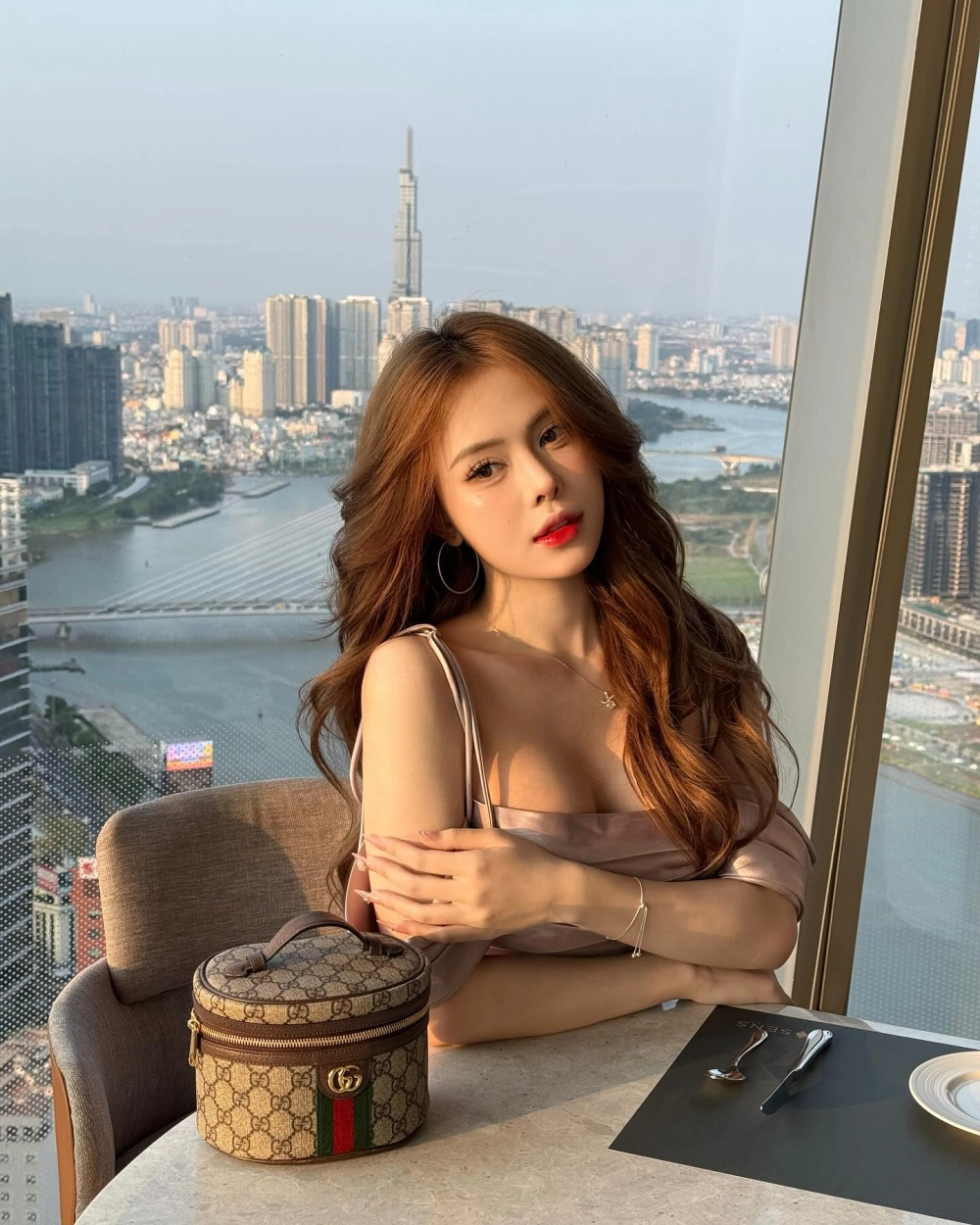 Hình ảnh bắt mắt từ tài khoản Ngân Hà TikTok