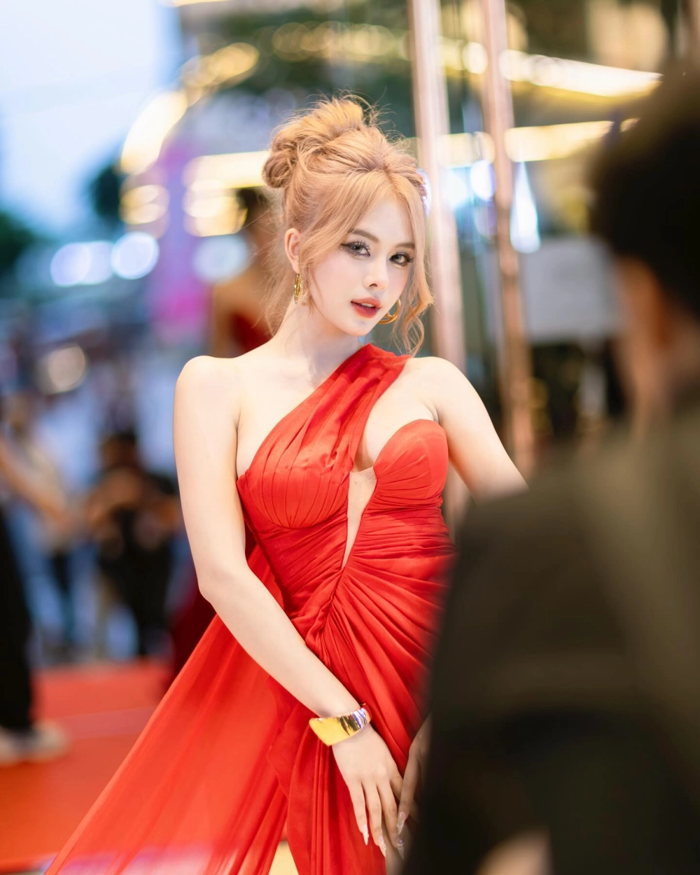 Visual mới nhất của Ngân Hà TikTok gây sốt cộng đồng