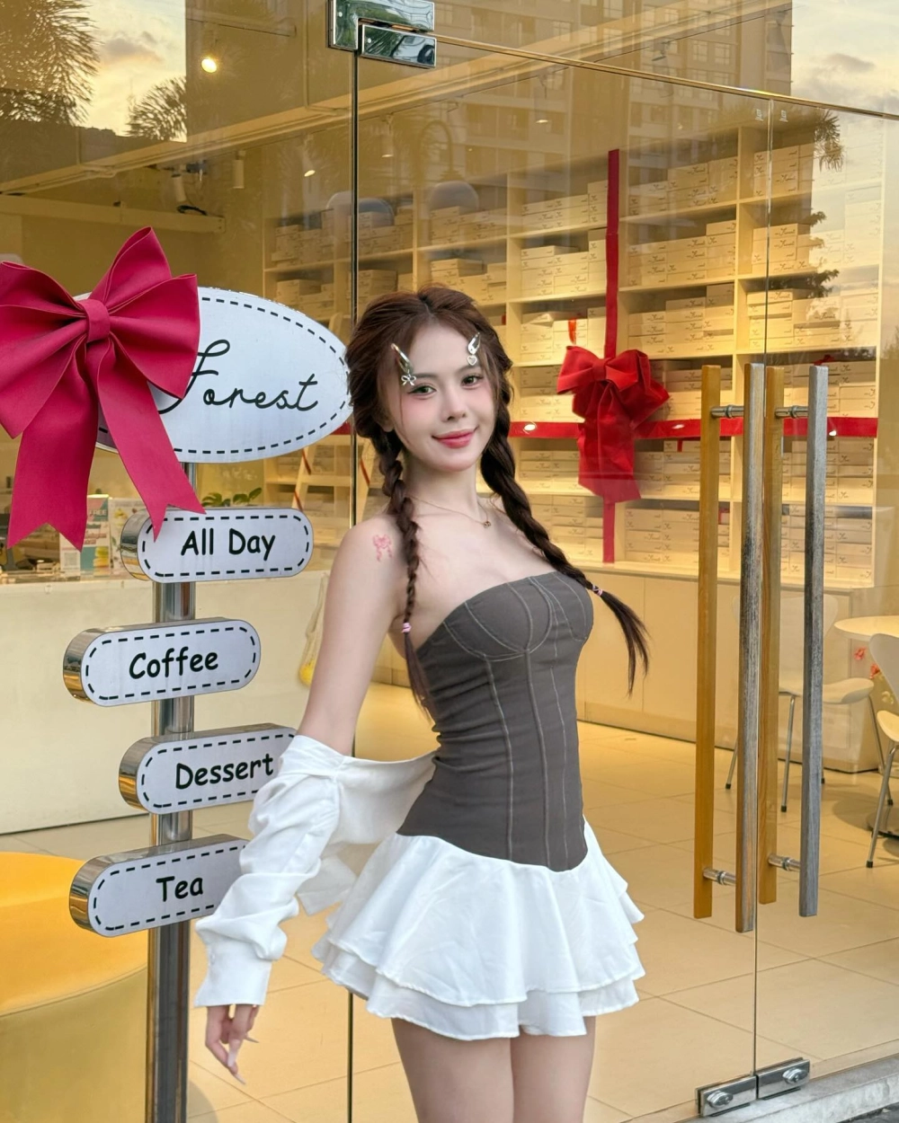 Phong cách ngầu lòi của Ngân Hà TikTok khiến fan mê