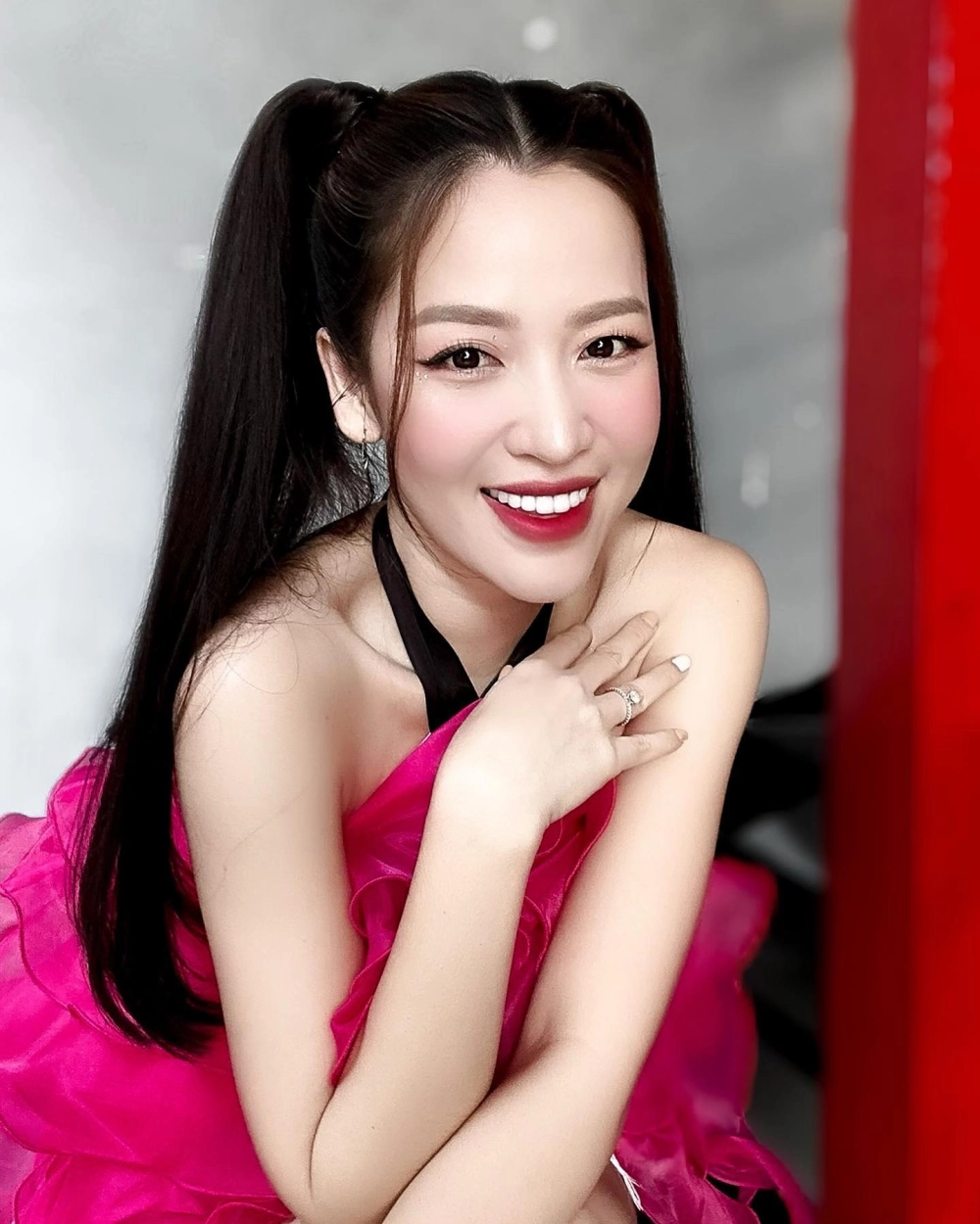 Gây sốt cộng đồng với bộ ảnh mạng gái xinh cuốn hút