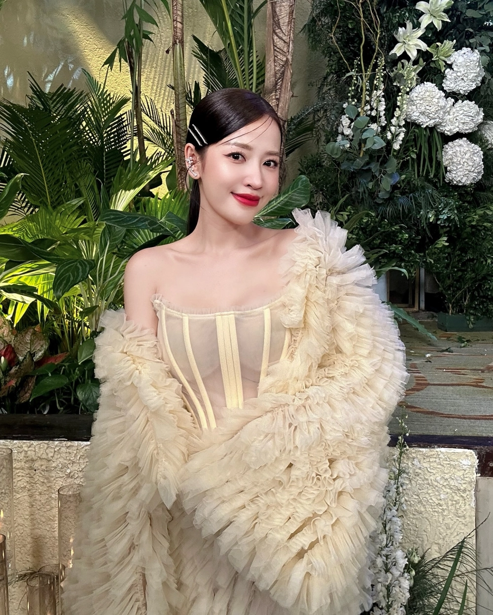 Ngắm ngay gai xinh trung hoa dịu dàng và tinh tế