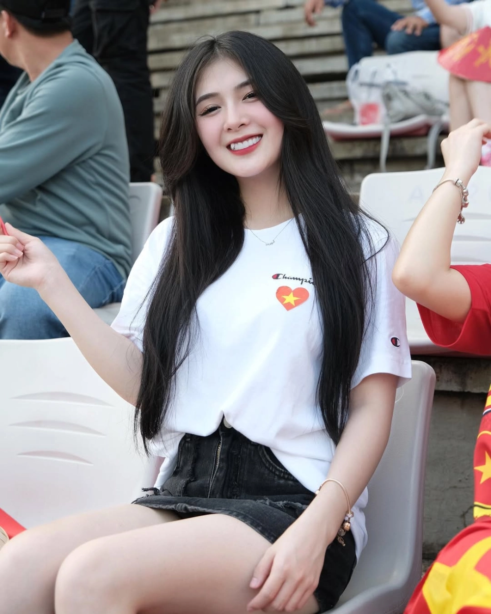 Ảnh chân thật gây tò mò về tên thật của Quỳnh Alee