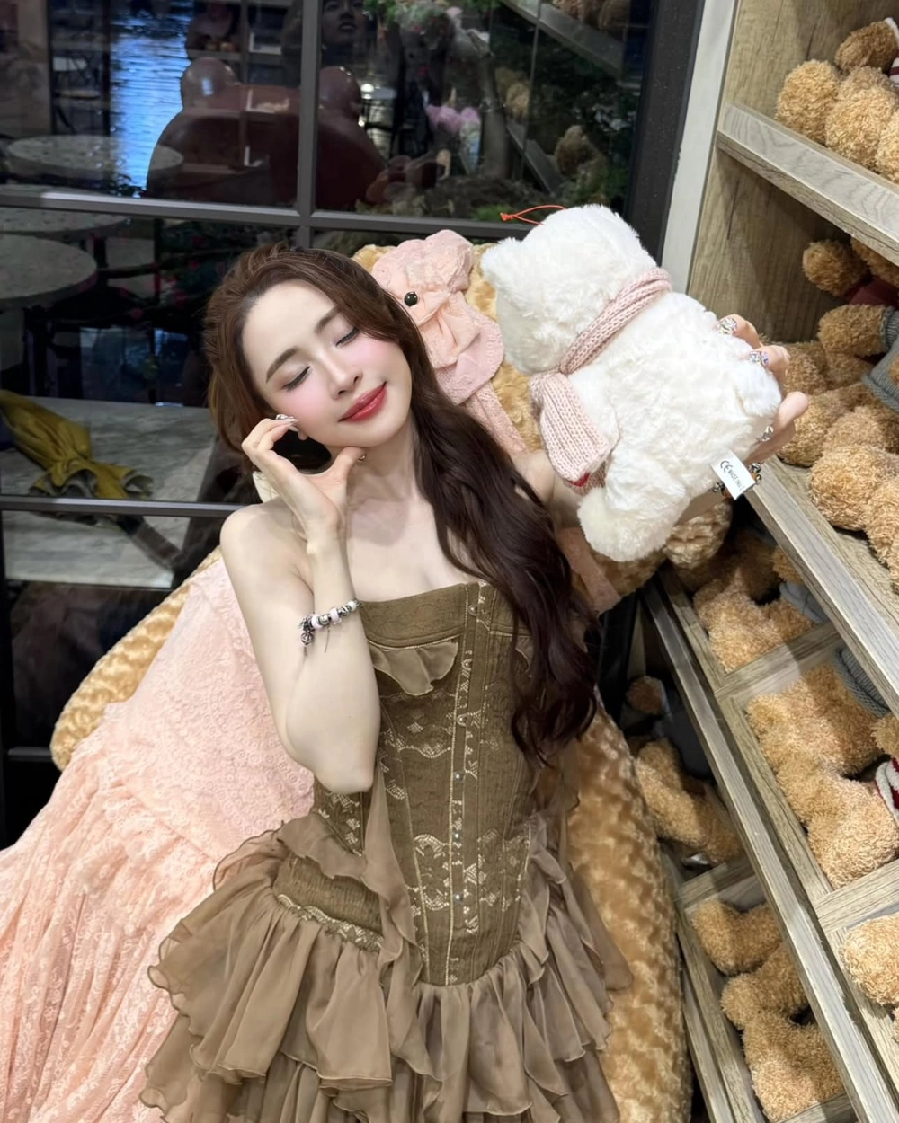 Hình ảnh đời thường của diễn viên Quỳnh Nga nổi bật