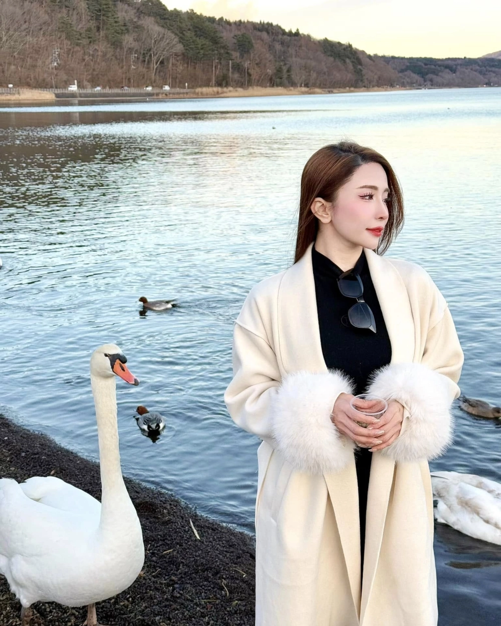 Hình đại diện minh họa cho video Quỳnh Nga trending