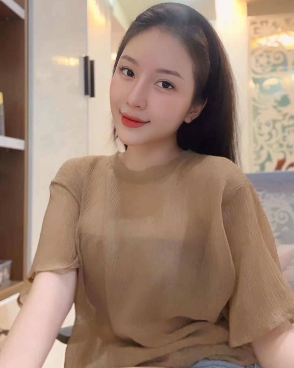 Ảnh sân khấu thể hiện giọng ca của Quỳnh Trang hát