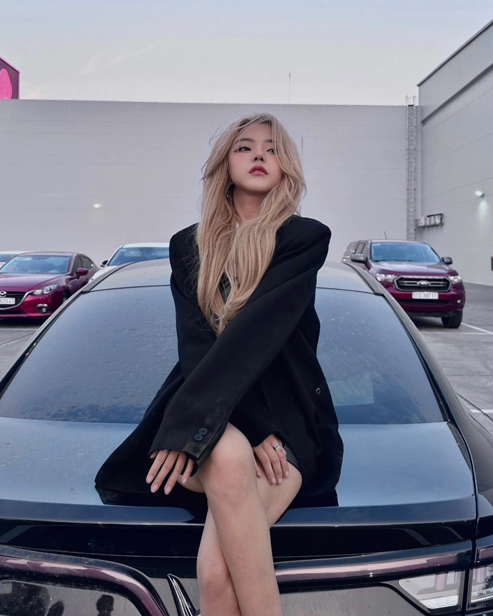 Phong cách cosplay ấn tượng từ Reency Ngô cửu vĩ hồ