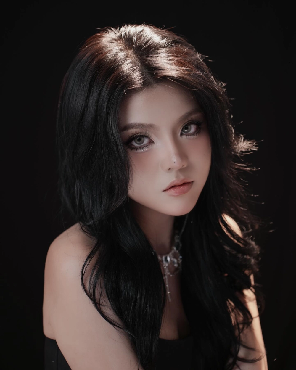 Tạo hình nhân vật ấn tượng trong Reency Ngô phim