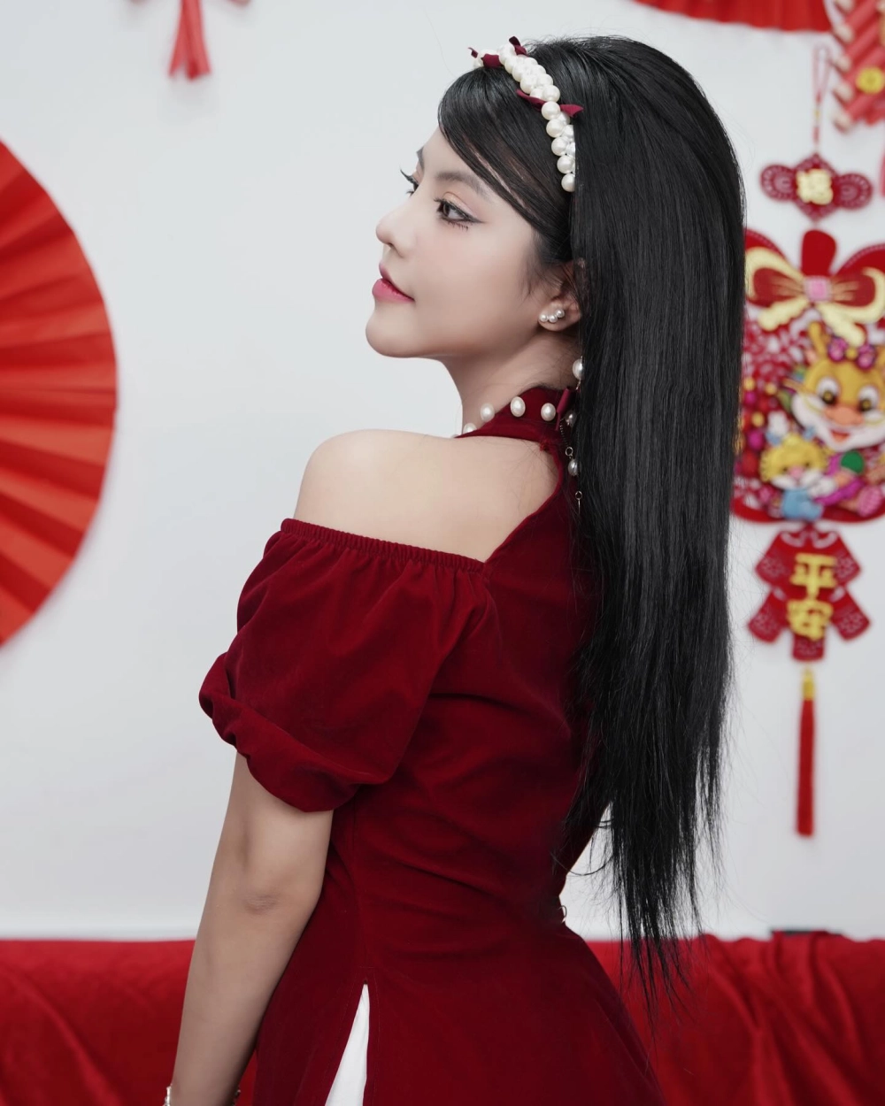 Phong cách hàng hiệu chuẩn KOC từ Reency Ngô KOC