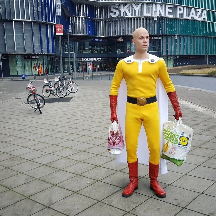 Saitama ngoài đời phiên bản cosplay đầy thú vị