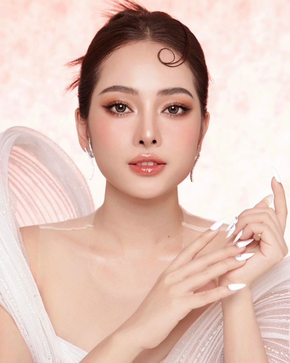 Cá tính và tỏa sáng với ảnh gái xinh 2005