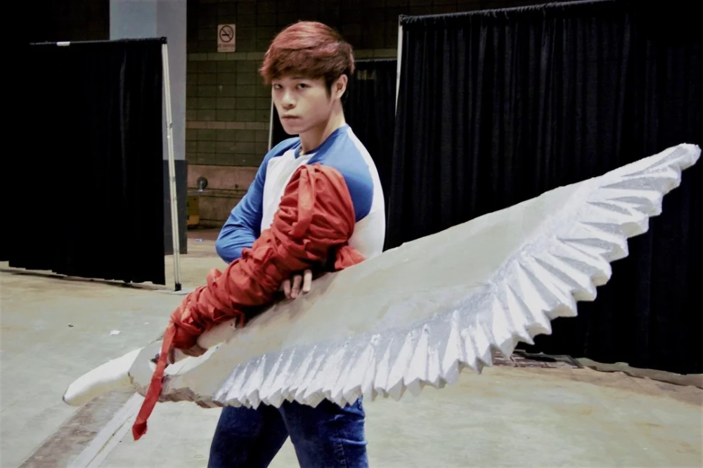 Fate Shirou cosplay chuẩn hình tượng anh hùng đầy quyết tâm