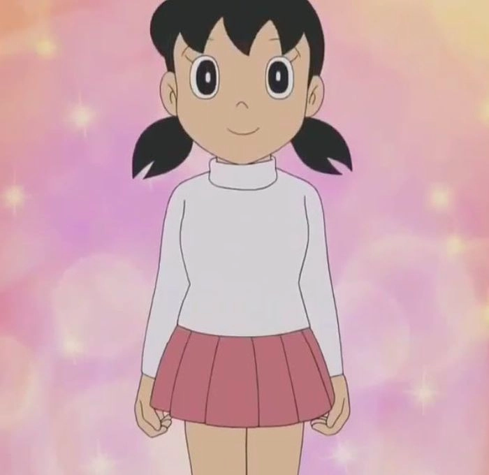 Shizuka mặc đồ bơi trông thật nổi bật dễ thương