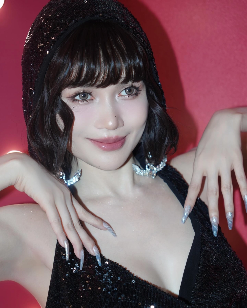 Thân hình dẻo dai và quyến rũ từ Sĩ Thanh tập yoga