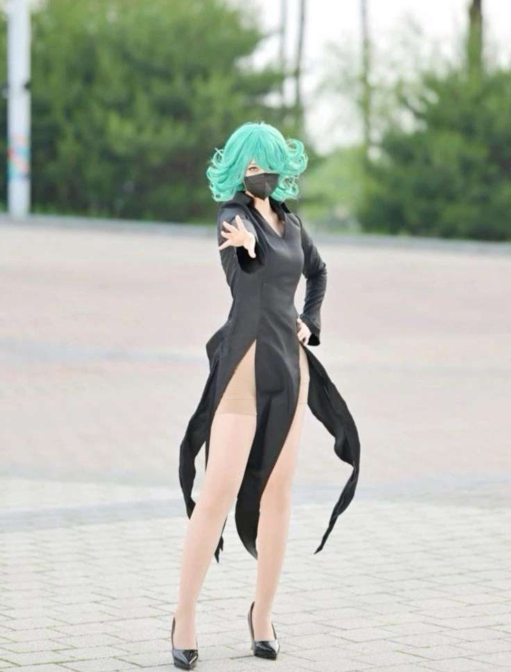 One Punch Man Tatsumaki cosplay cực giống bản gốc