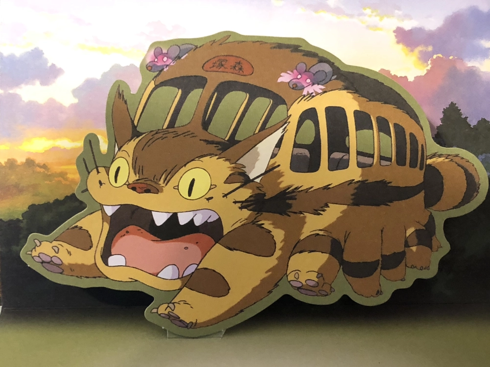 Xe mèo trong Totoro xuất hiện đúng lúc cần thiết
