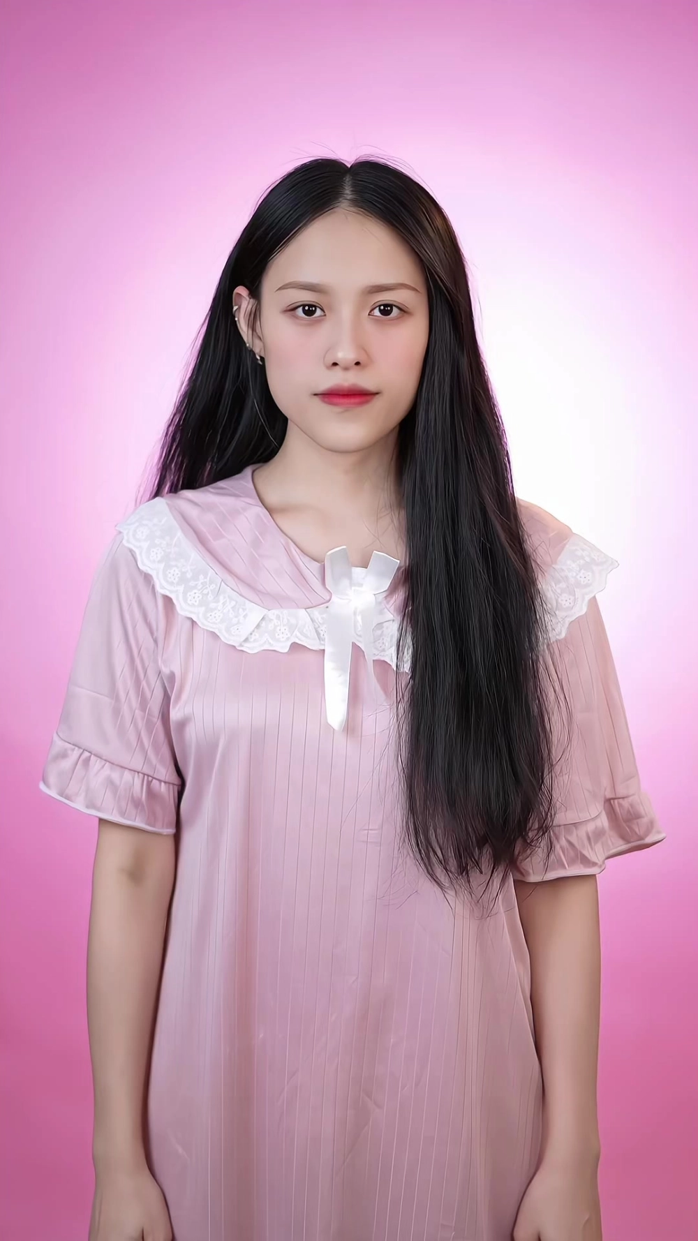 Vóc dáng rạng rỡ làm rõ Trà Đặng sinh ngày bao nhiêu