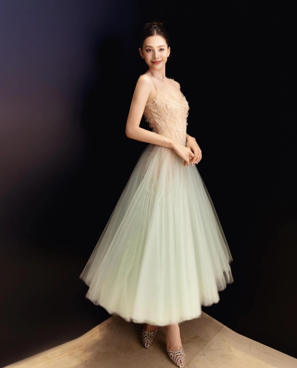 Khoảnh khắc đăng quang của hoa hậu Việt Nam 2018 Trần Tiểu Vy