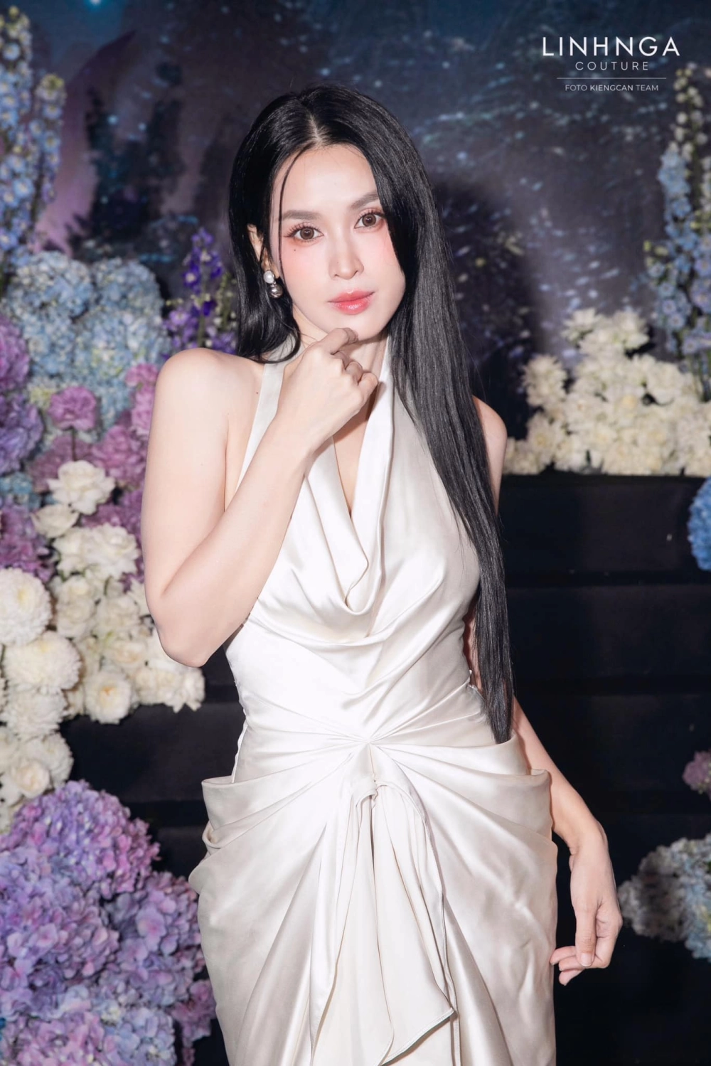 Visual diễn xuất nổi bật trong loạt phim của Tú Vi