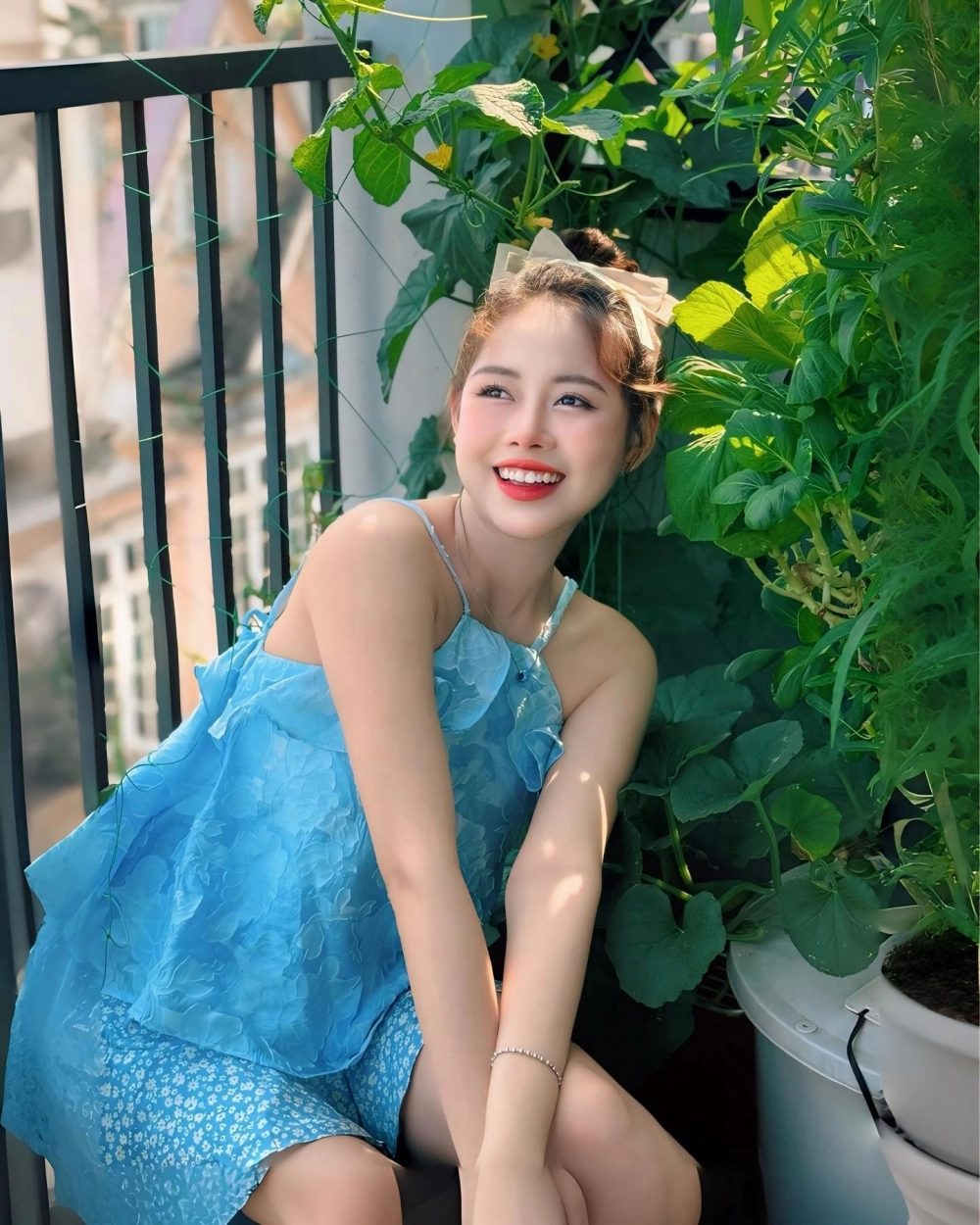 Khung hình giúp khám phá rõ hơn Nguyễn Việt Phương Thoa là ai