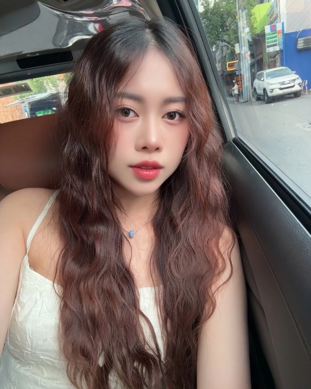 Visual đời thường khiến fan hỏi Việt Phương Thoa quê ở đâu