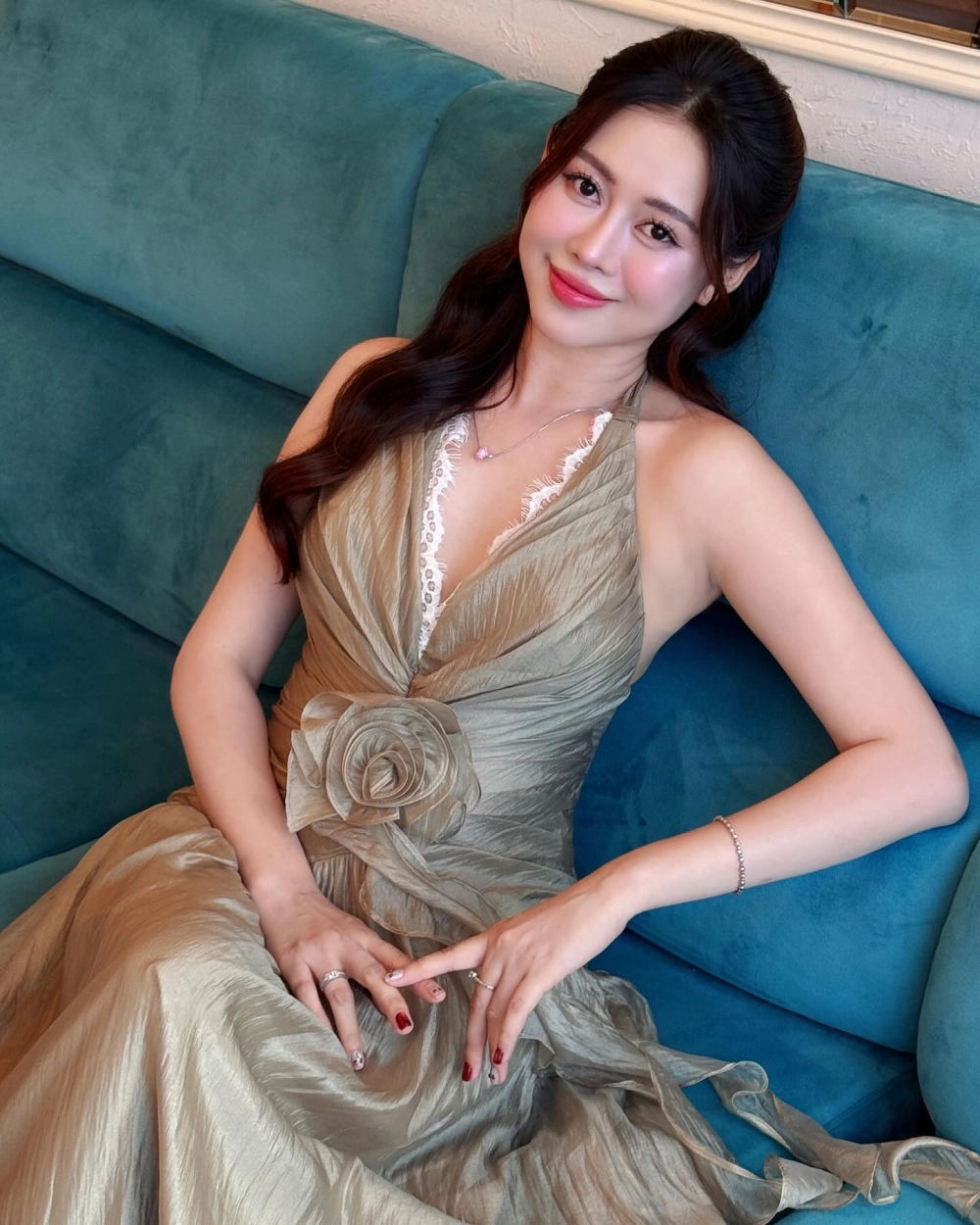 Visual ngọt ngào đúng chuẩn búp bê Việt Phương Thoa