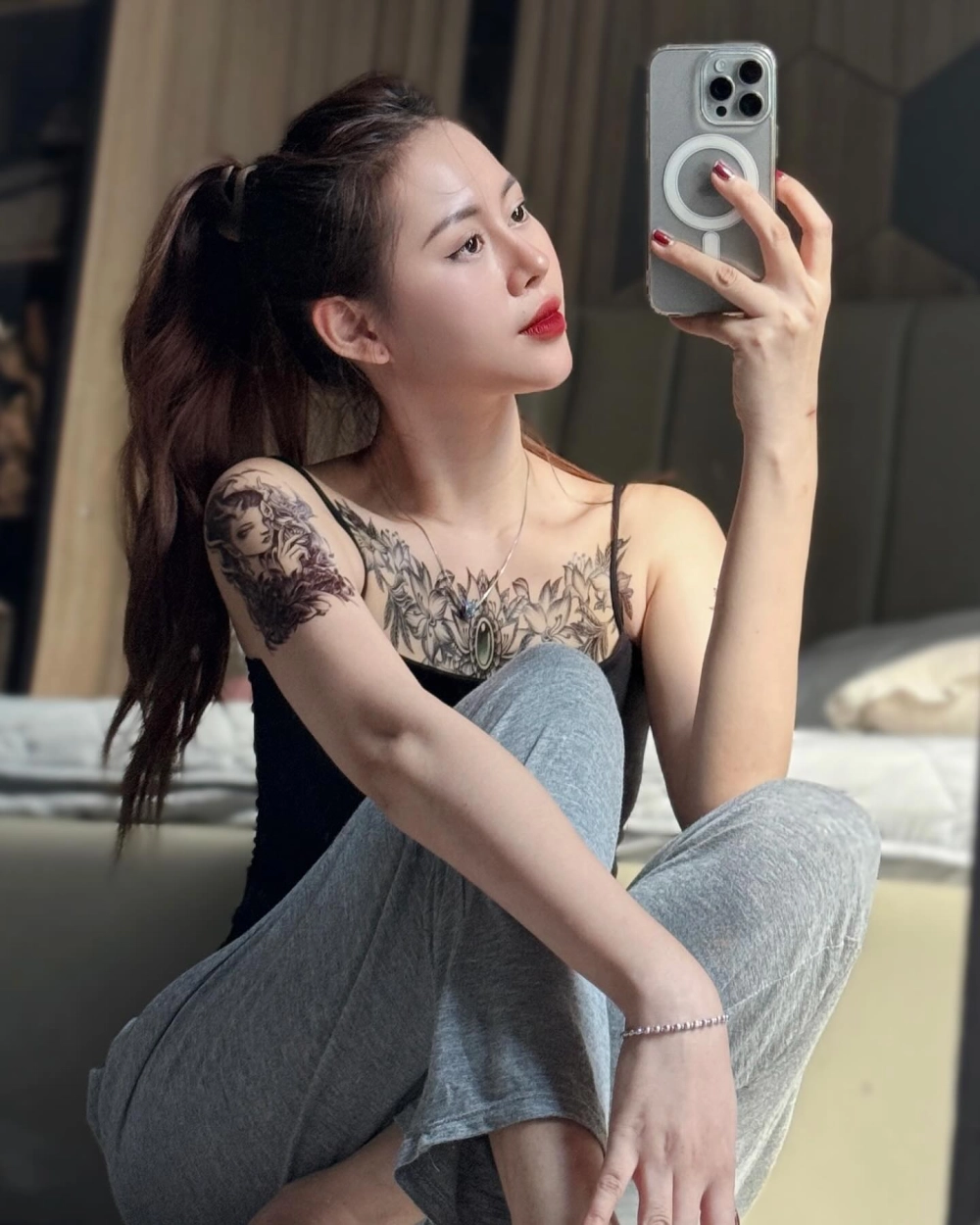 Khung hình sinh động khi Việt Phương Thoa kể chuyện