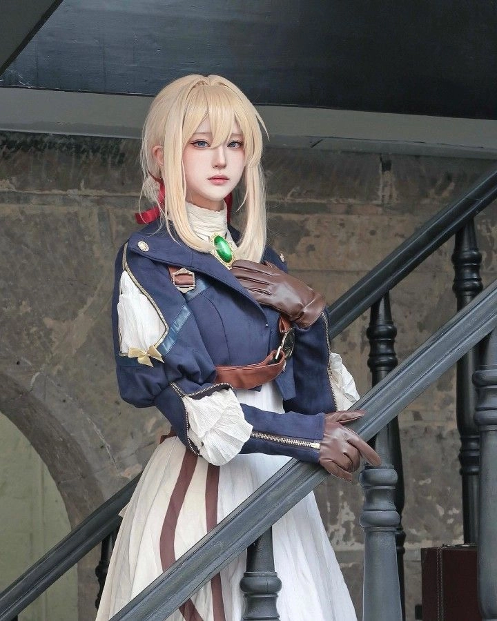 Cosplay anime Violet Evergarden chất lượng cao, chuẩn từng chi tiết
