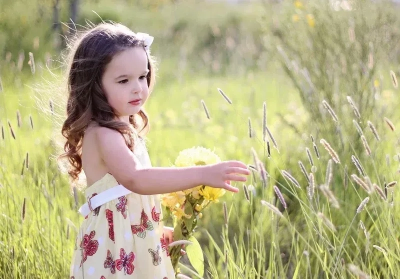 Bộ sưu tập ảnh em bé gái dễ thương ngọt ngào và tươi sáng