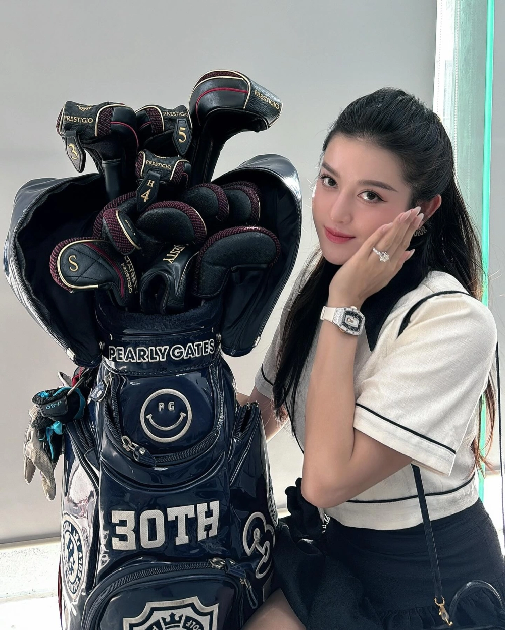 Thân hình nóng bỏng trong bộ hoa hậu Huyền My bikini