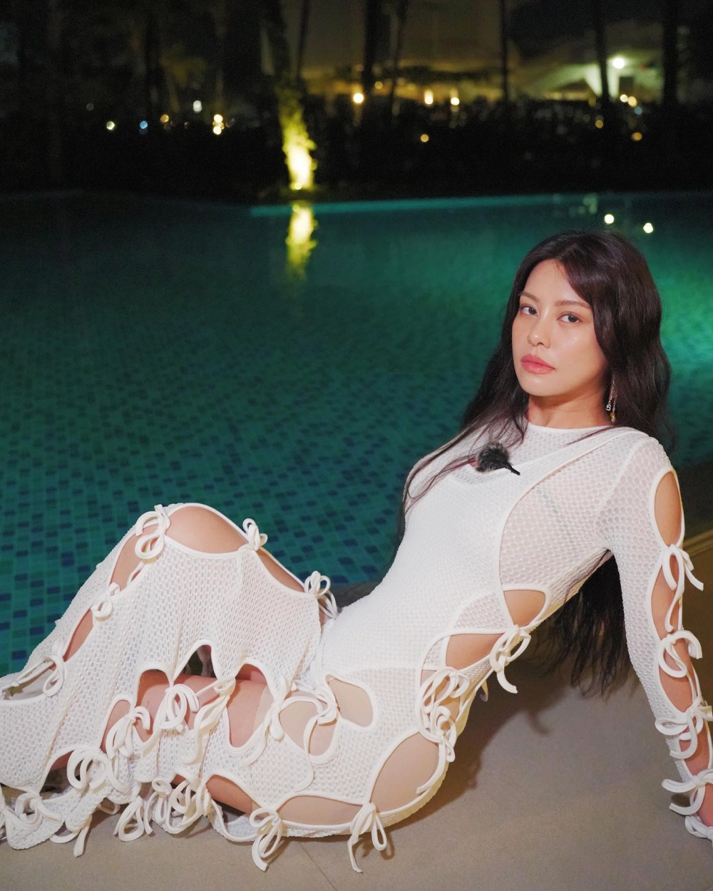 Hình ảnh thần thái với vóc dáng chuẩn của Bùi Lan Hương chiều cao