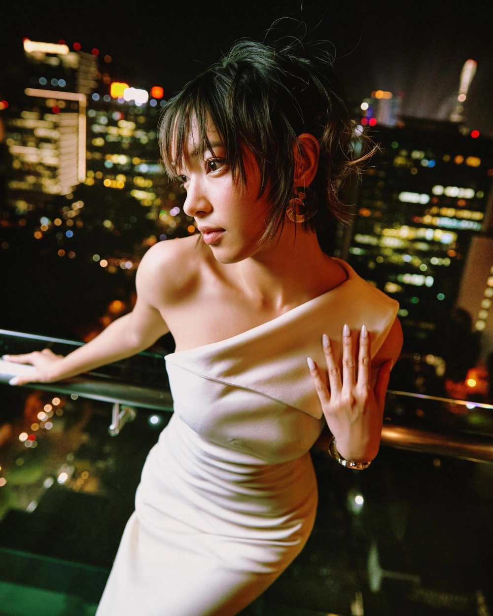 Chân dung giúp hiểu rõ Châu Bùi là ai