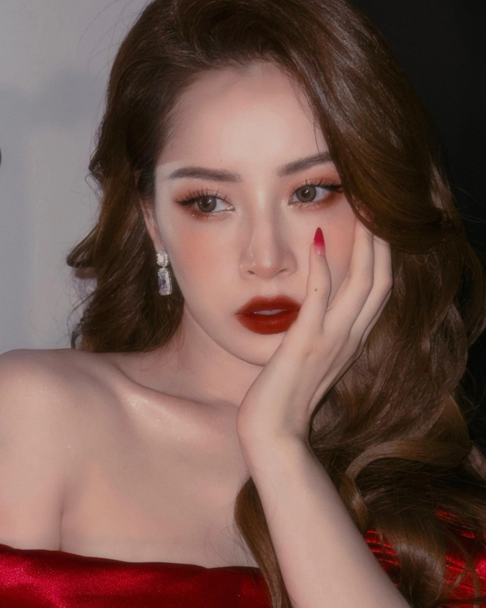 Góc ảnh trẻ trung khiến ai cũng hỏi Chi Pu sinh năm bao nhiêu