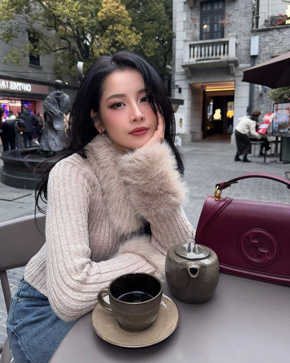 Ảnh đời thường nổi bật từ Instagram Chi Pu