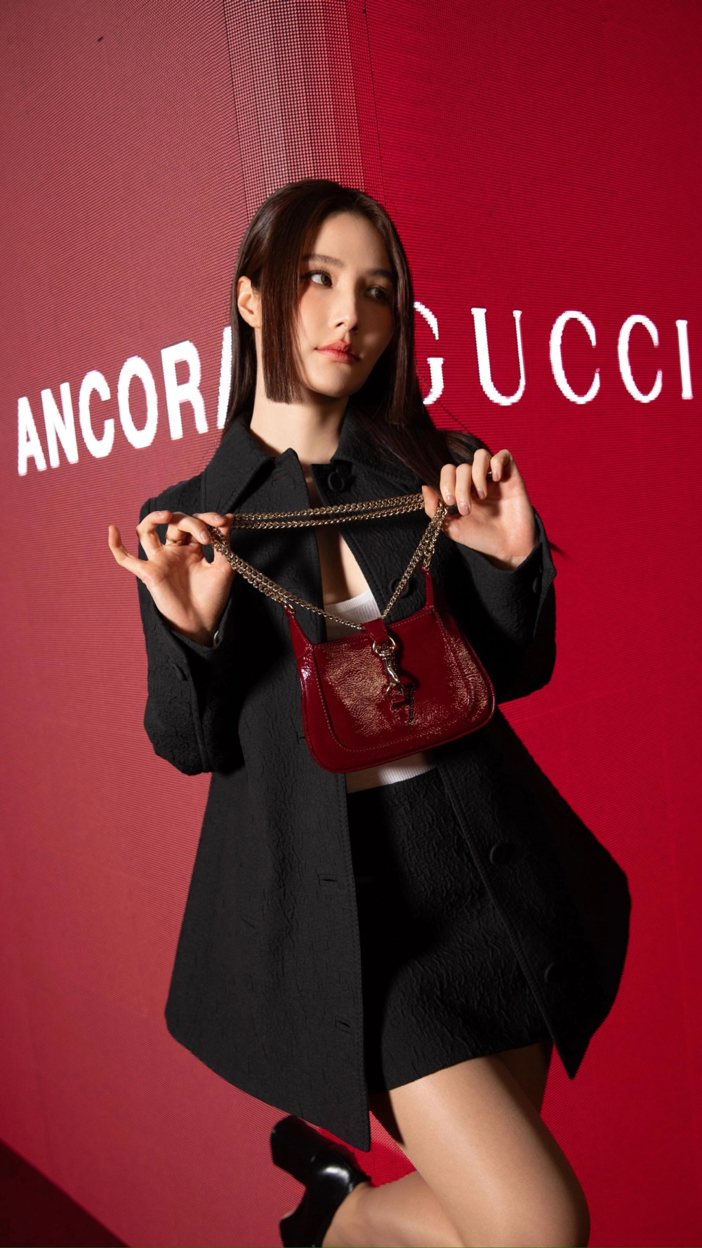 Chân dung cá tính của Diễm My9X