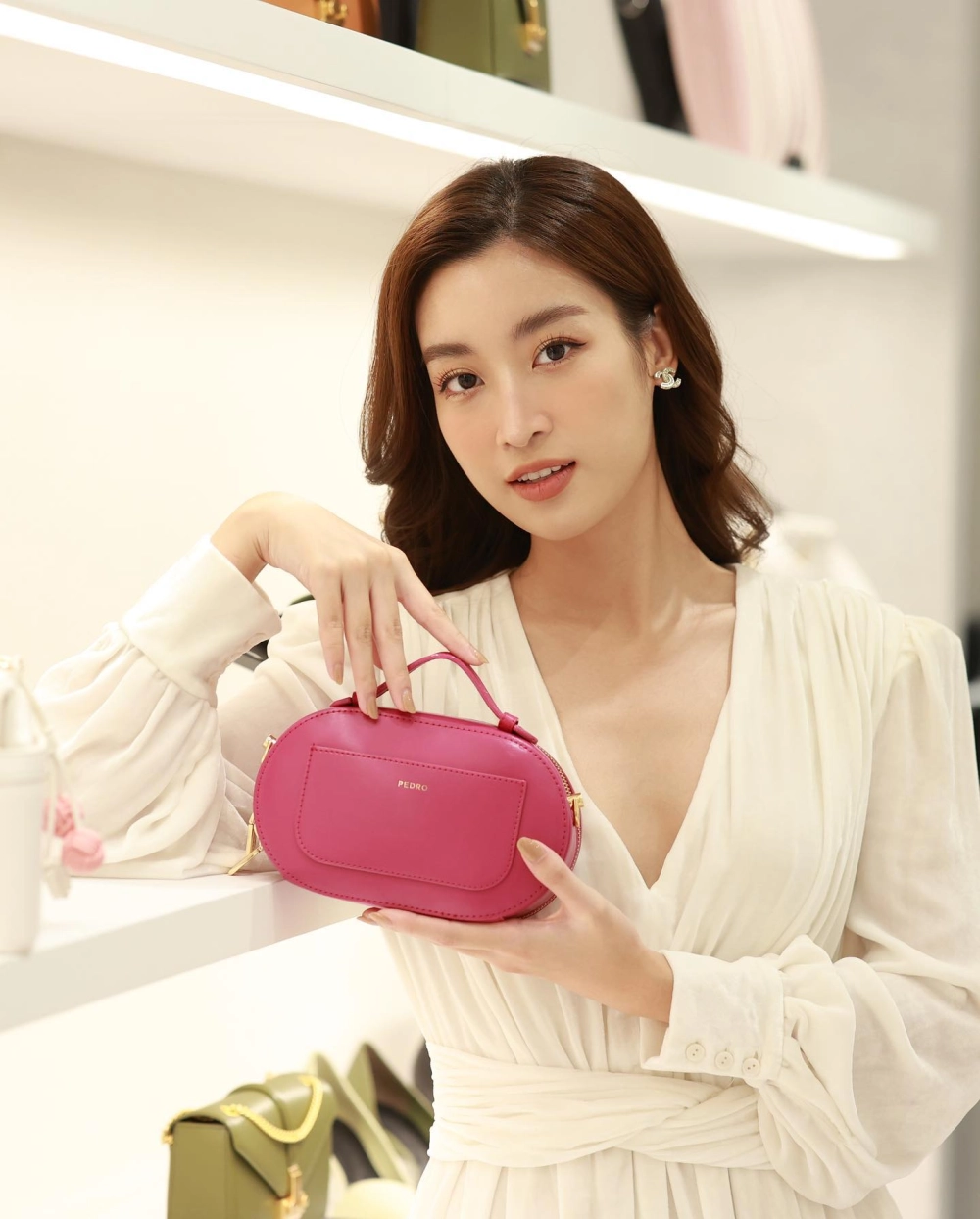 Ảnh Đỗ Mỹ Linh cùng bạn thân như Lương Thùy Linh, Mai Phương