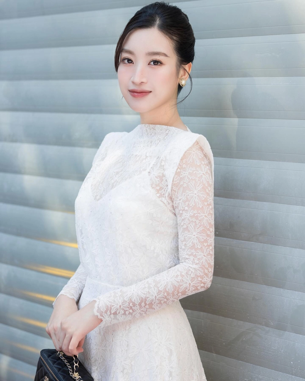 Cộng đồng mạng săn đón ảnh Mỹ Linh gần đây tại các sự kiện