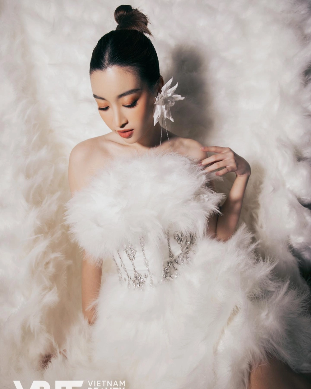 Trước khi cưới, danh tính bạn trai hoa hậu Đỗ Mỹ Linh gây tò mò