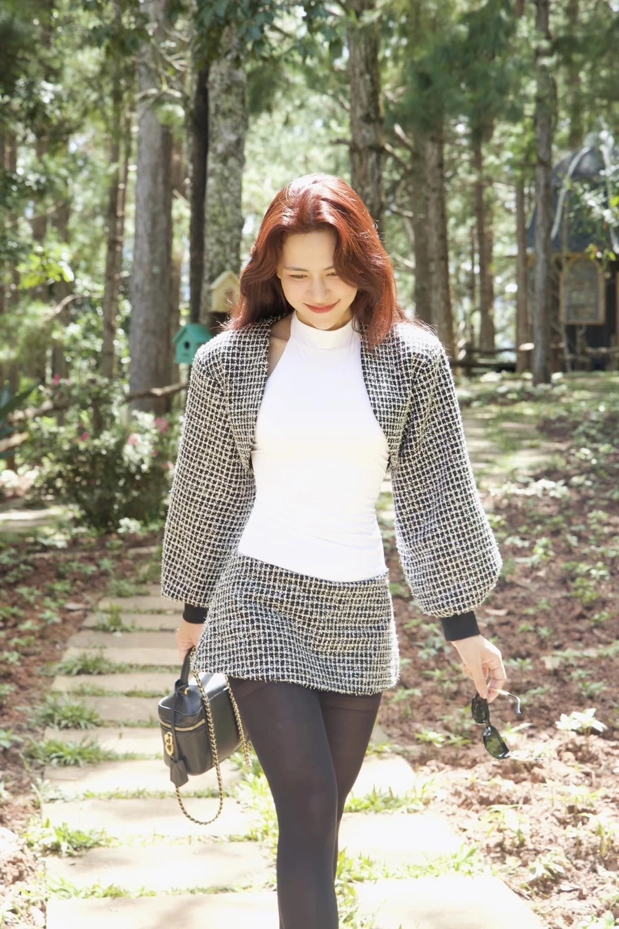 Góc ảnh kèm phụ đề cho karaoke Dĩ vãng nhạt nhòa Hà Nhi