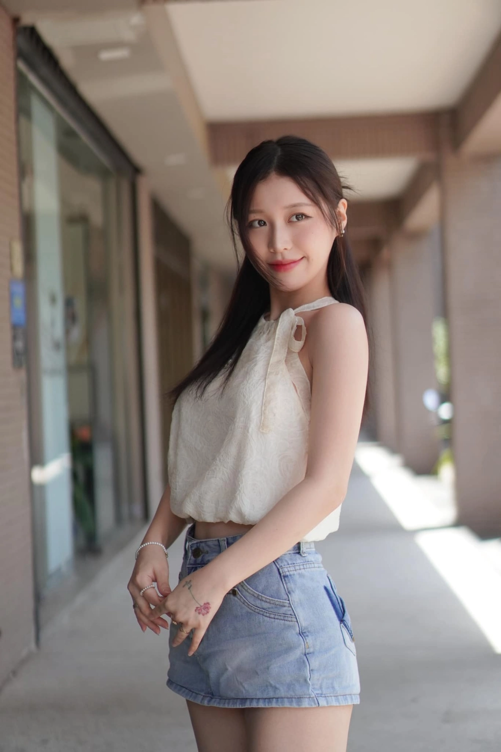 Góc diễn xuất nổi bật trong loạt Han Sara phim