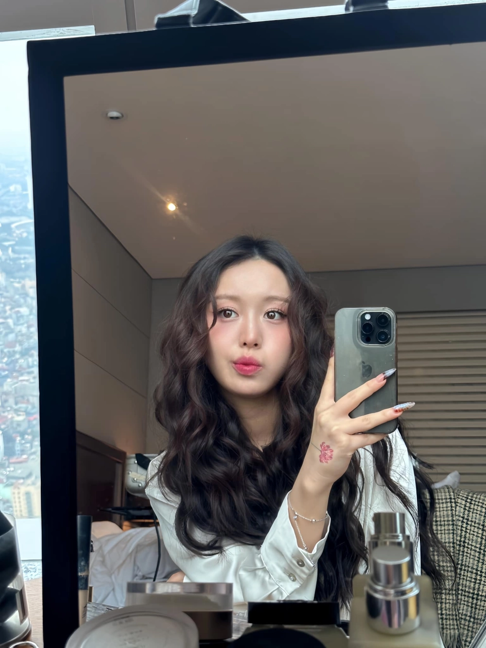 Khung hình dễ thương từ cặp đôi Tùng Maru Han Sara