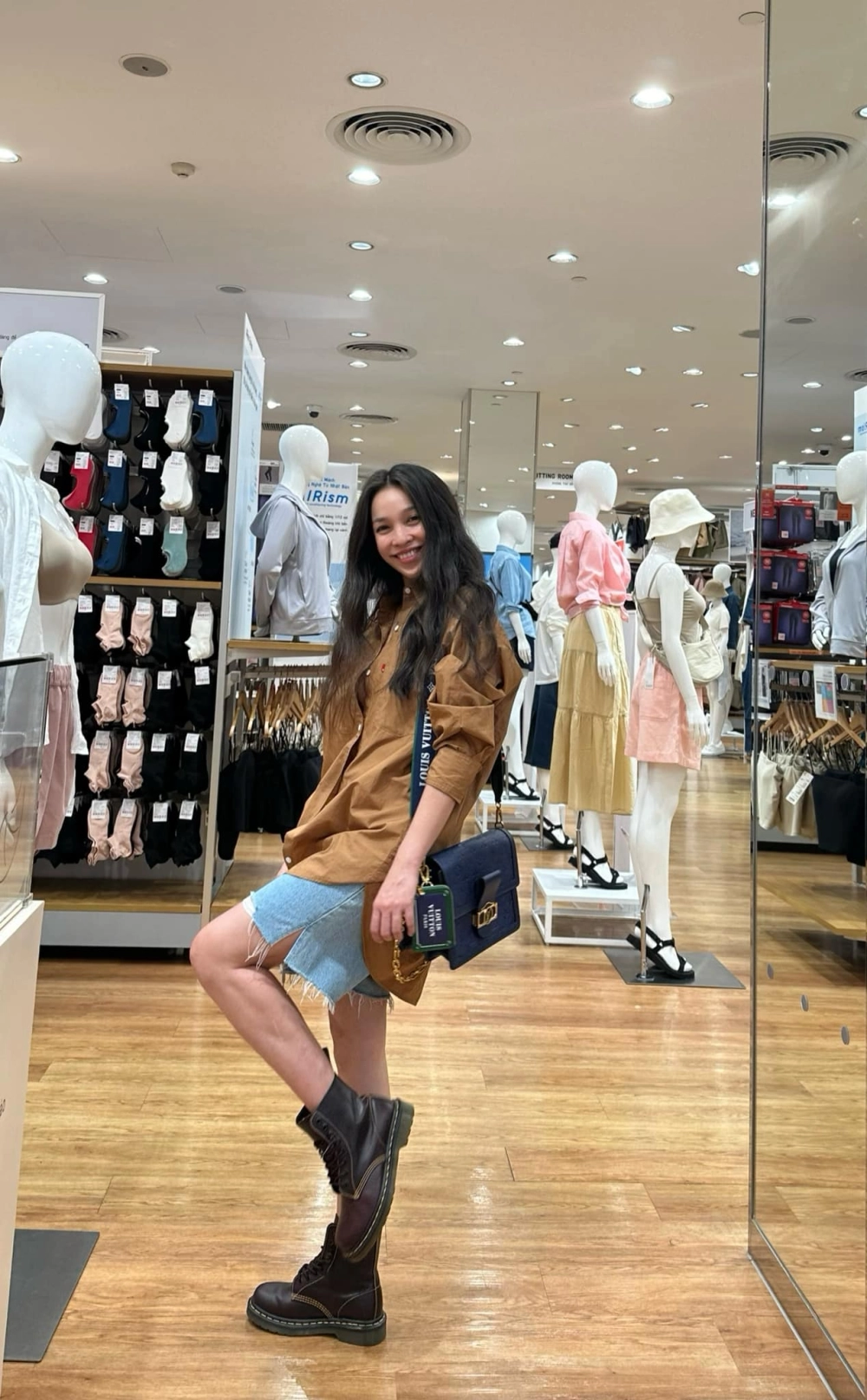 Khoảnh khắc say đắm với ca khúc karaoke Hiền Thục