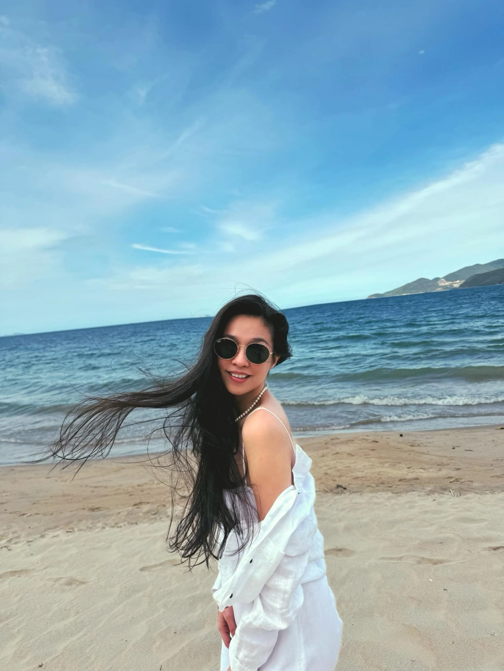 Giọng hát lay động lòng người qua bản karaoke Hiền Thục