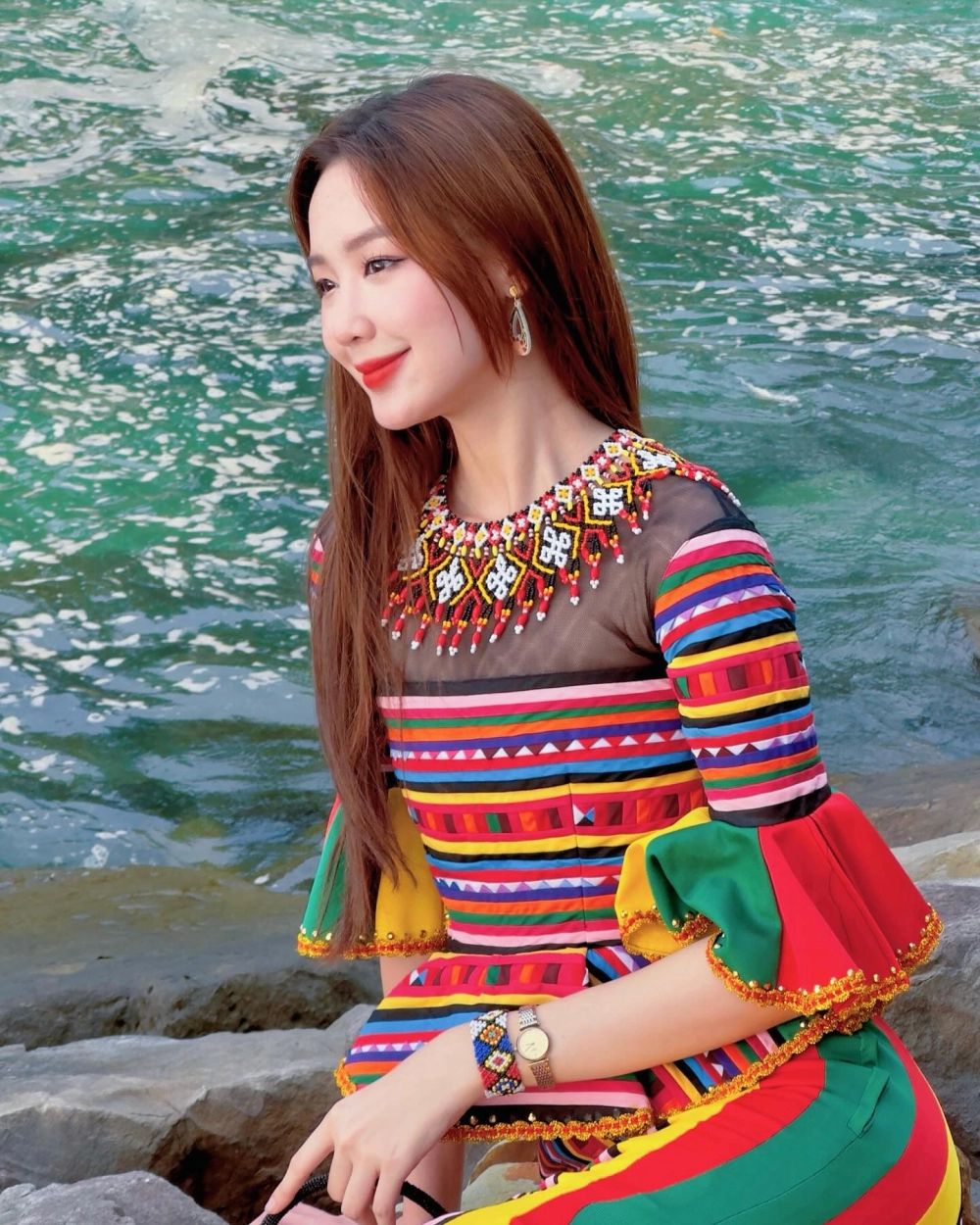 Fan tìm kiếm thông tin Lê Nguyên Bảo Ngọc sau đăng quang