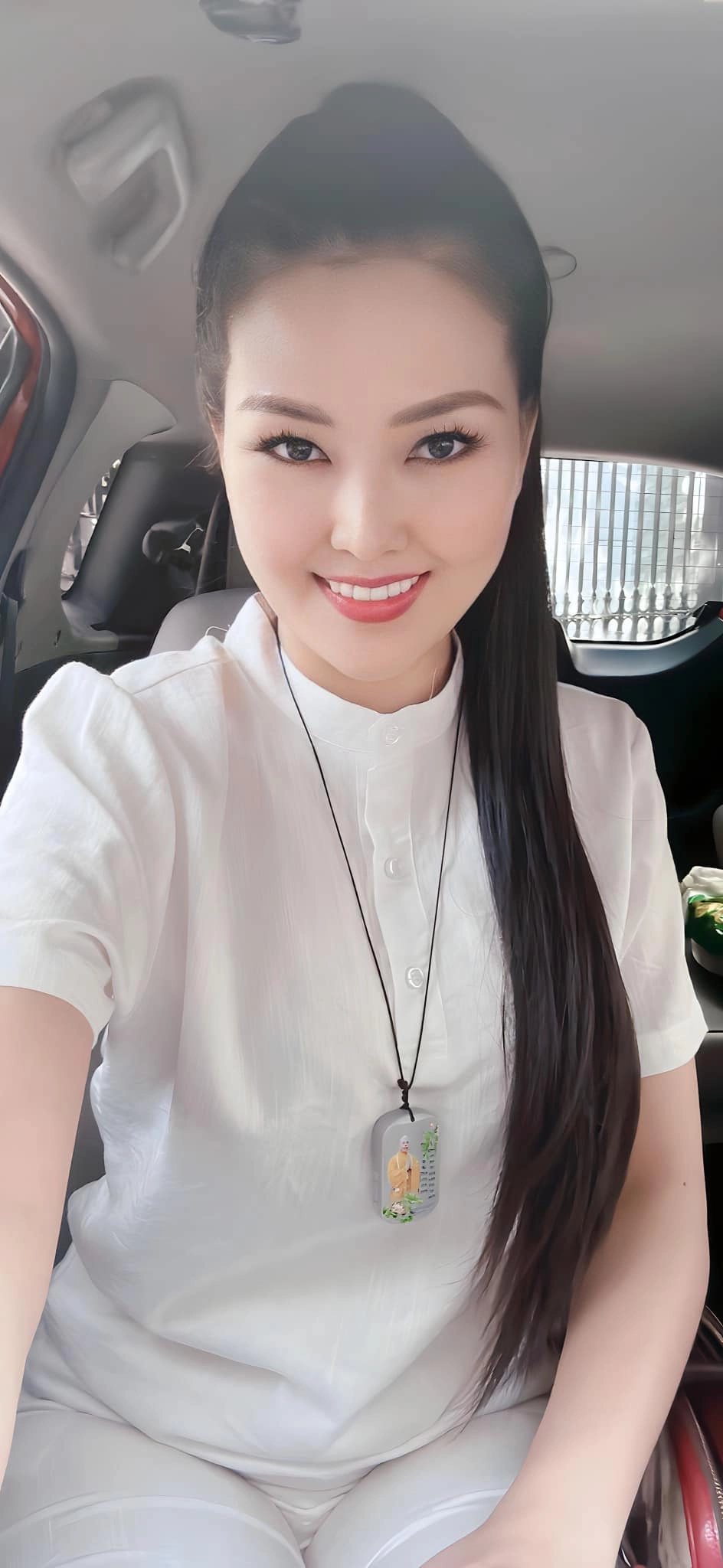 Sự kết hợp giữa hoa hậu Kim Thoa và Randy tạo dấu ấn đặc biệt